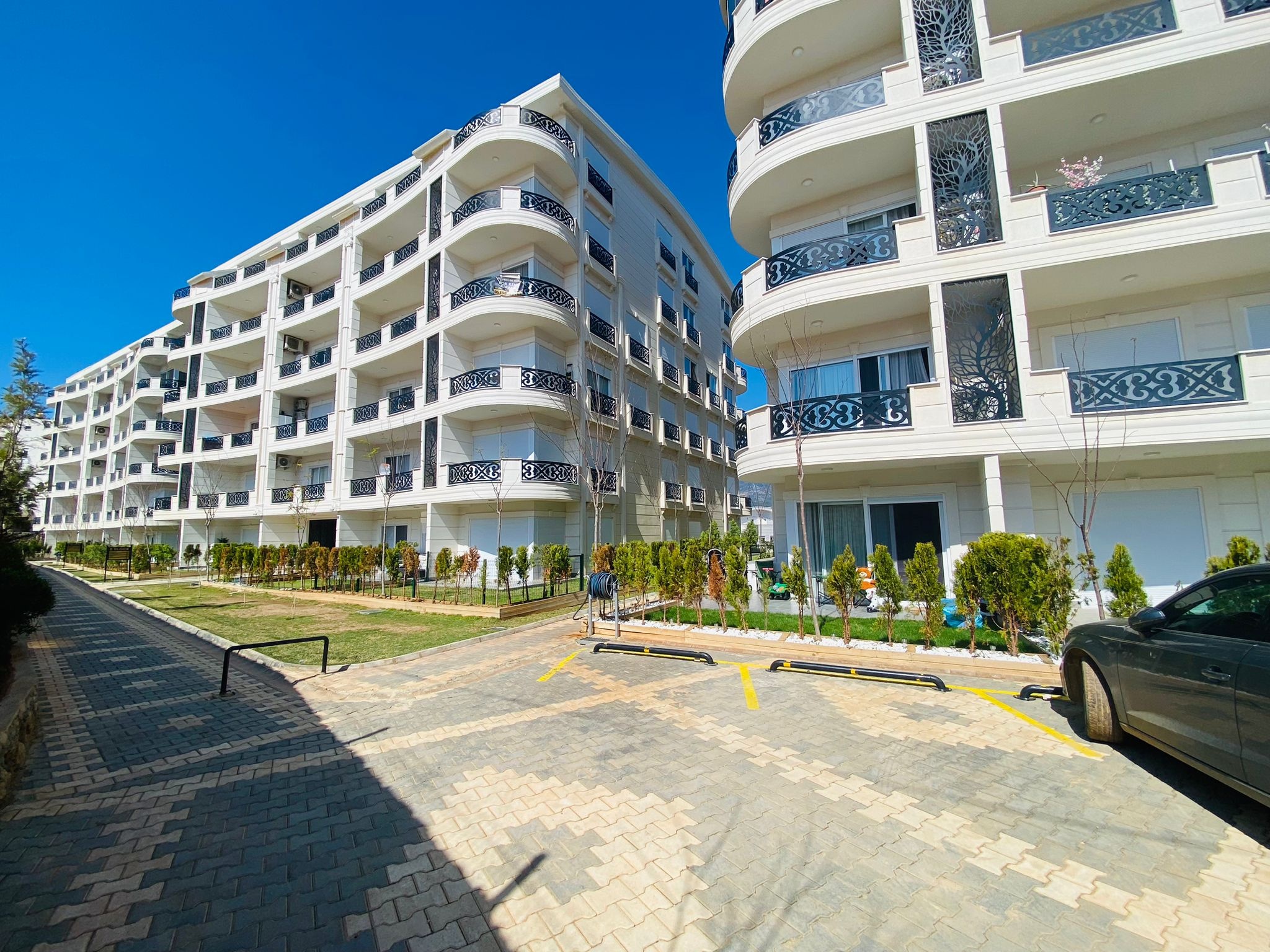 Image of Spacious 2+1 apartment in Oba district, Alanya, partially furnished